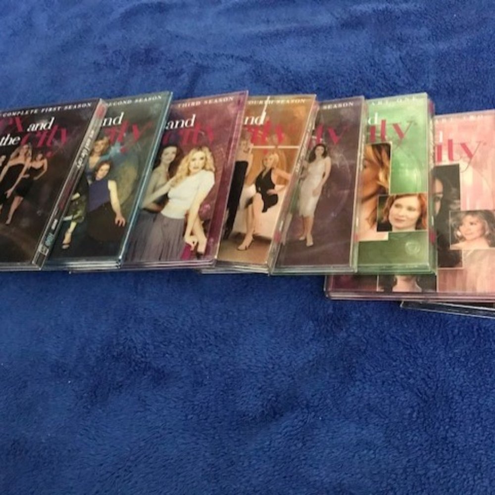 Sex and the City 7 Seasons + New Sex & the City Movie DVD 📀